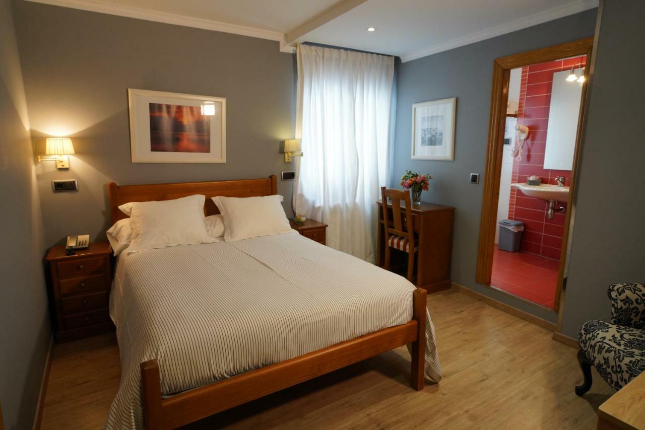 Hotel Arco Navia Exteriör bild