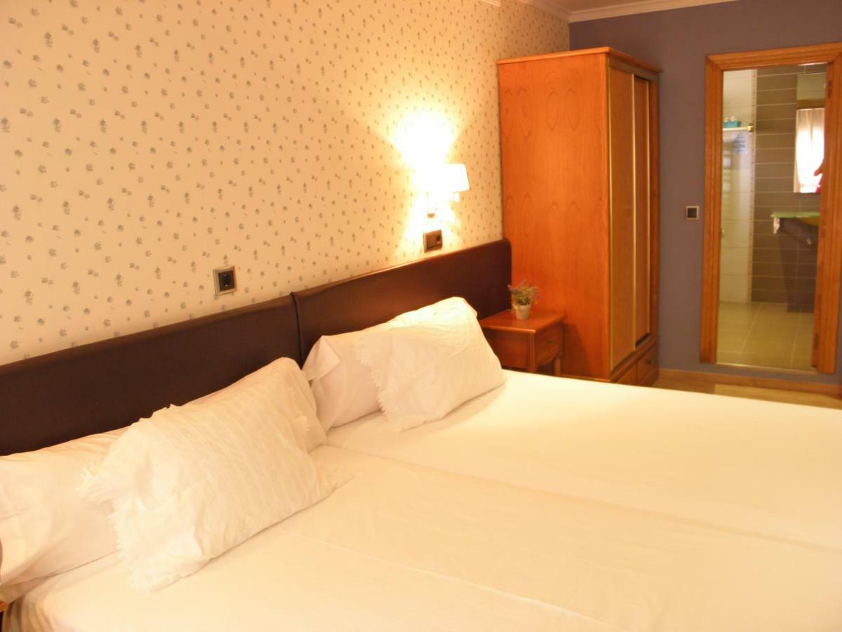 Hotel Arco Navia Exteriör bild